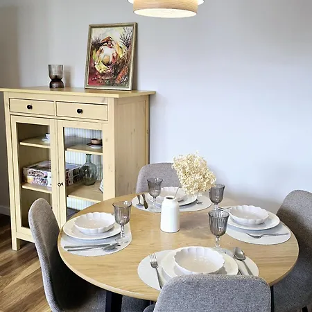 Aurora Apartman *